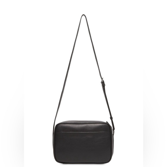BALENCIAGA WOMEN'S EVERYDAY MEDIUM CAMERA BAG IN BLACK. - Picture 6 of 7